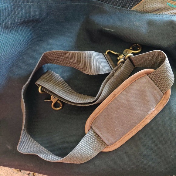 Jeep Bags Vintage Jeep Duffle Bag Green Tan Zip Closure Adjustable Shoulder Strap Poshmark
